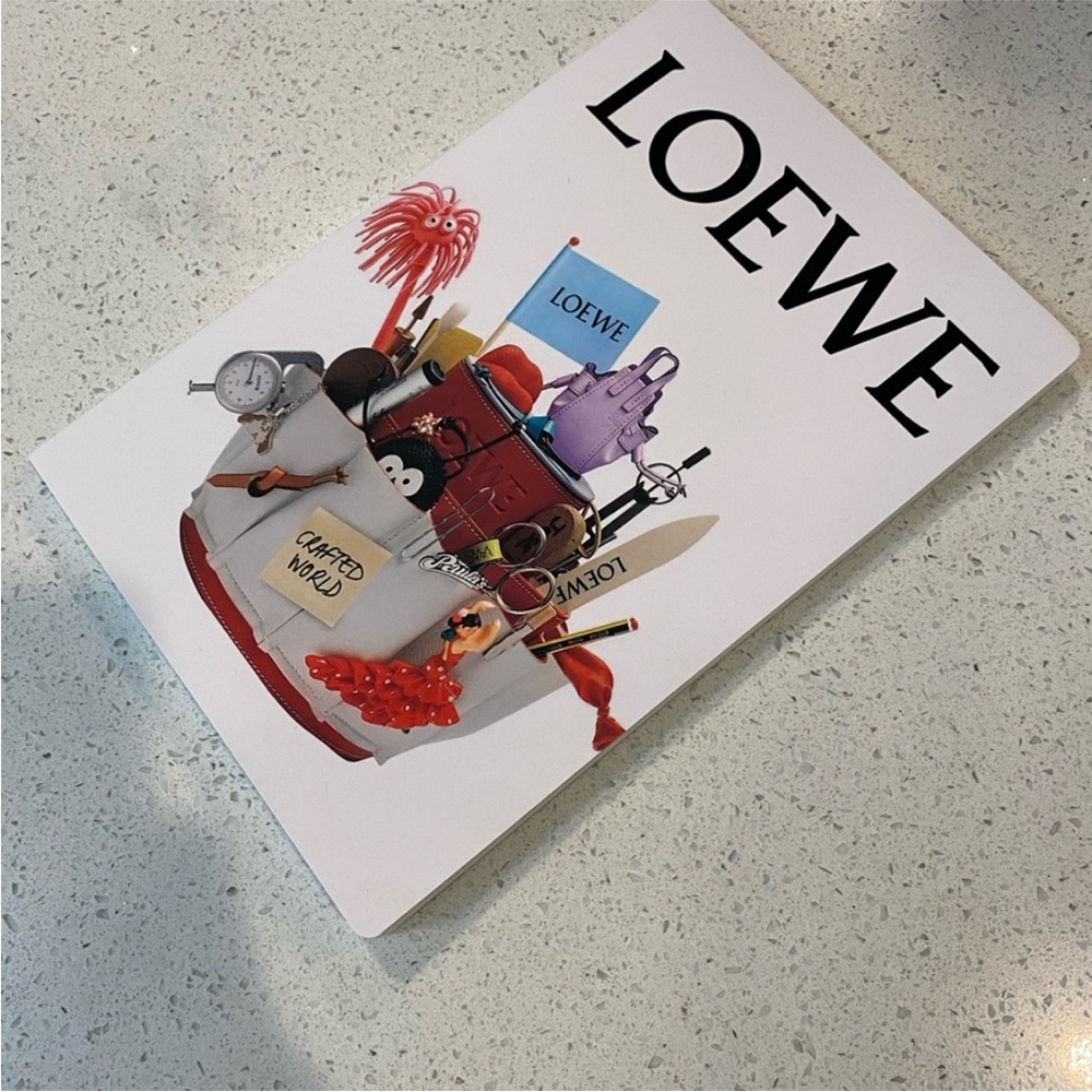 Loewe white note book - Picture 1 of 6